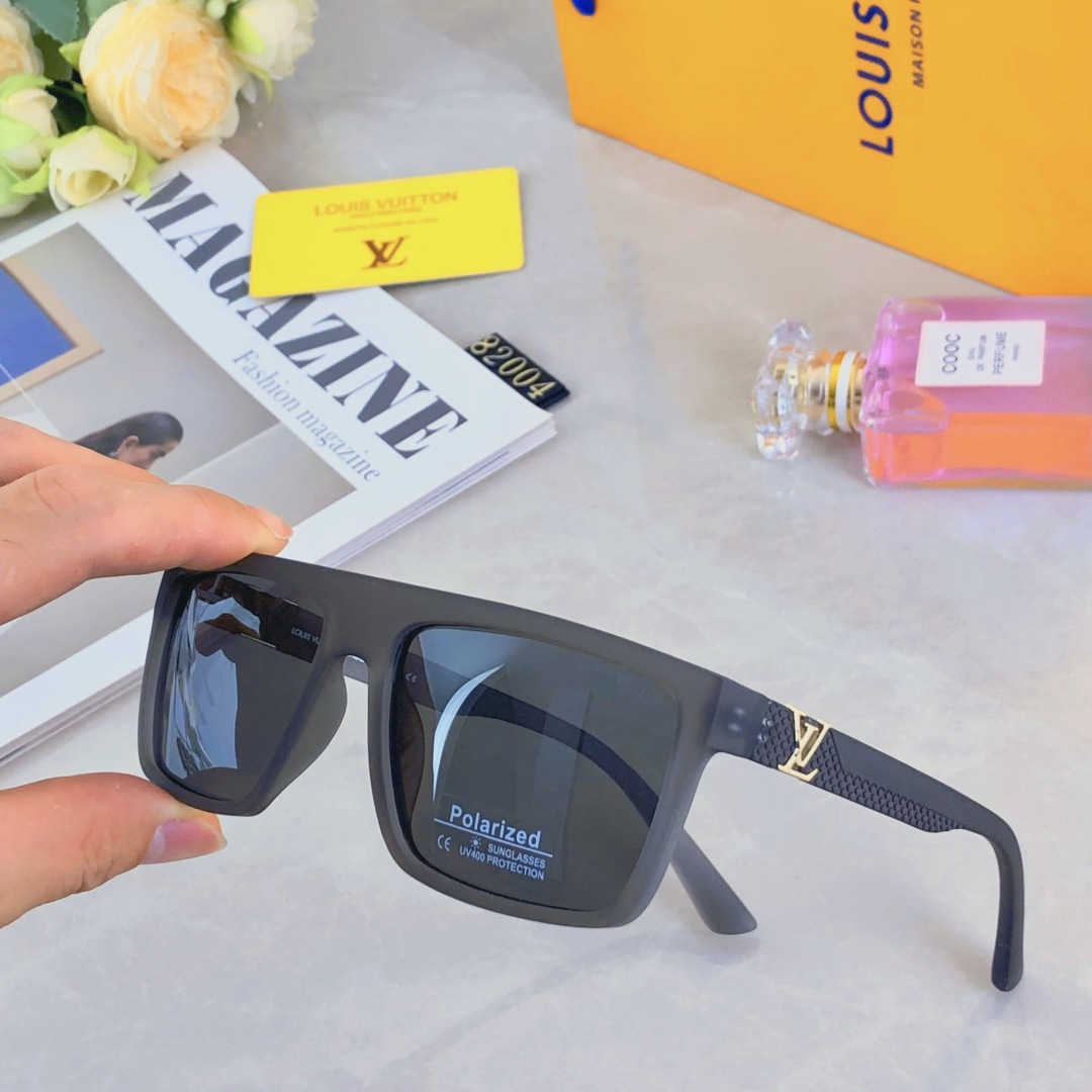 High quality temperament sunscreen sunglasses 3 pcs add : 18030258501 if you need size guide