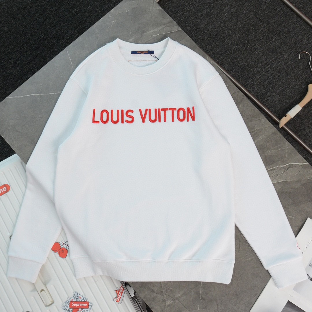 High quality fashion embroidered graffiti hoodie 1 pls add : 18859952090 if you need size guide