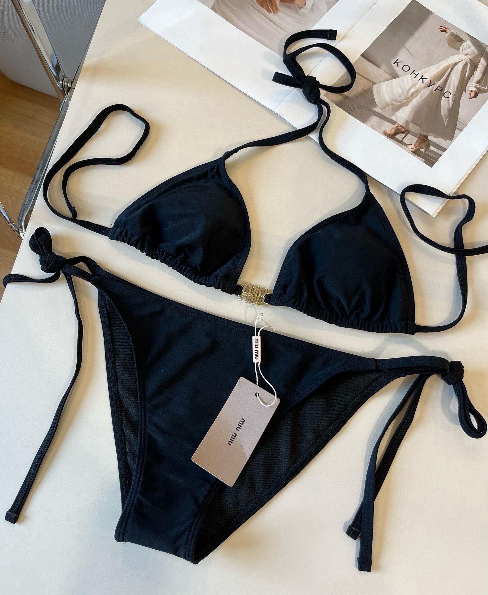 High quality bikini set 2pls add : 18030258501 if you need size guide