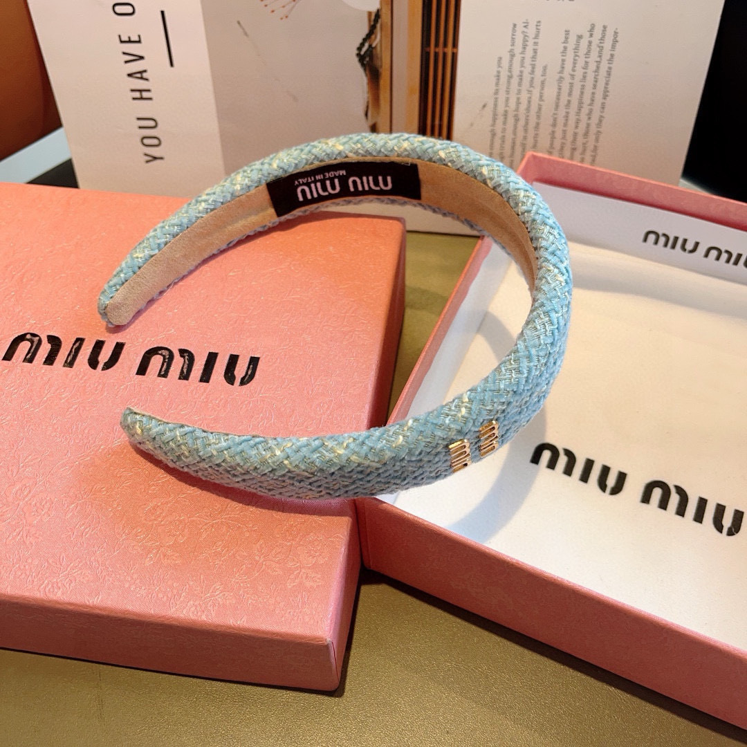 High quality patent leather hair bands, please add : 18030258501 if you need size guide