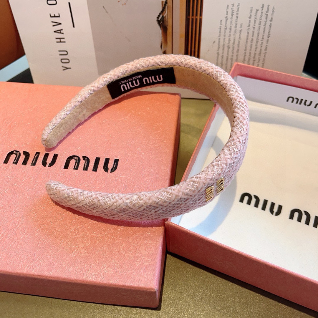 High quality patent leather hair bands, please add : 18030258501 if you need size guide