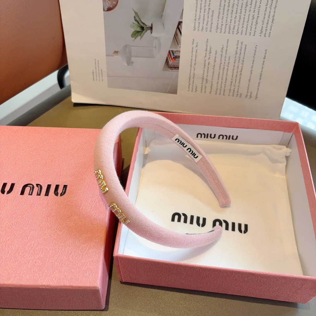 High quality patent leather hair bands, please add : 18030258501 if you need size guide