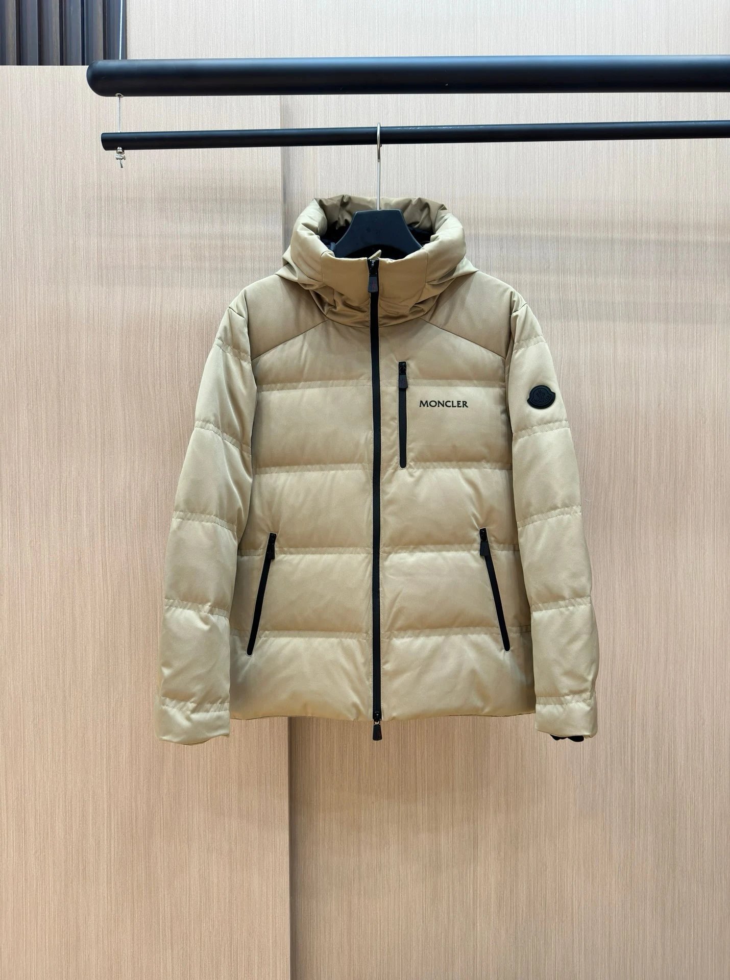 Short casual down jacket