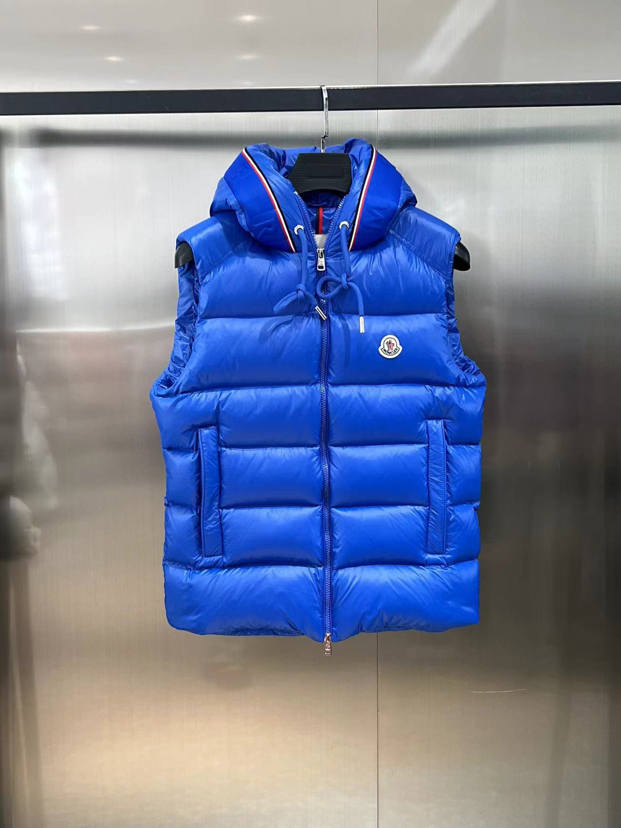 OWN - Casual vest 1