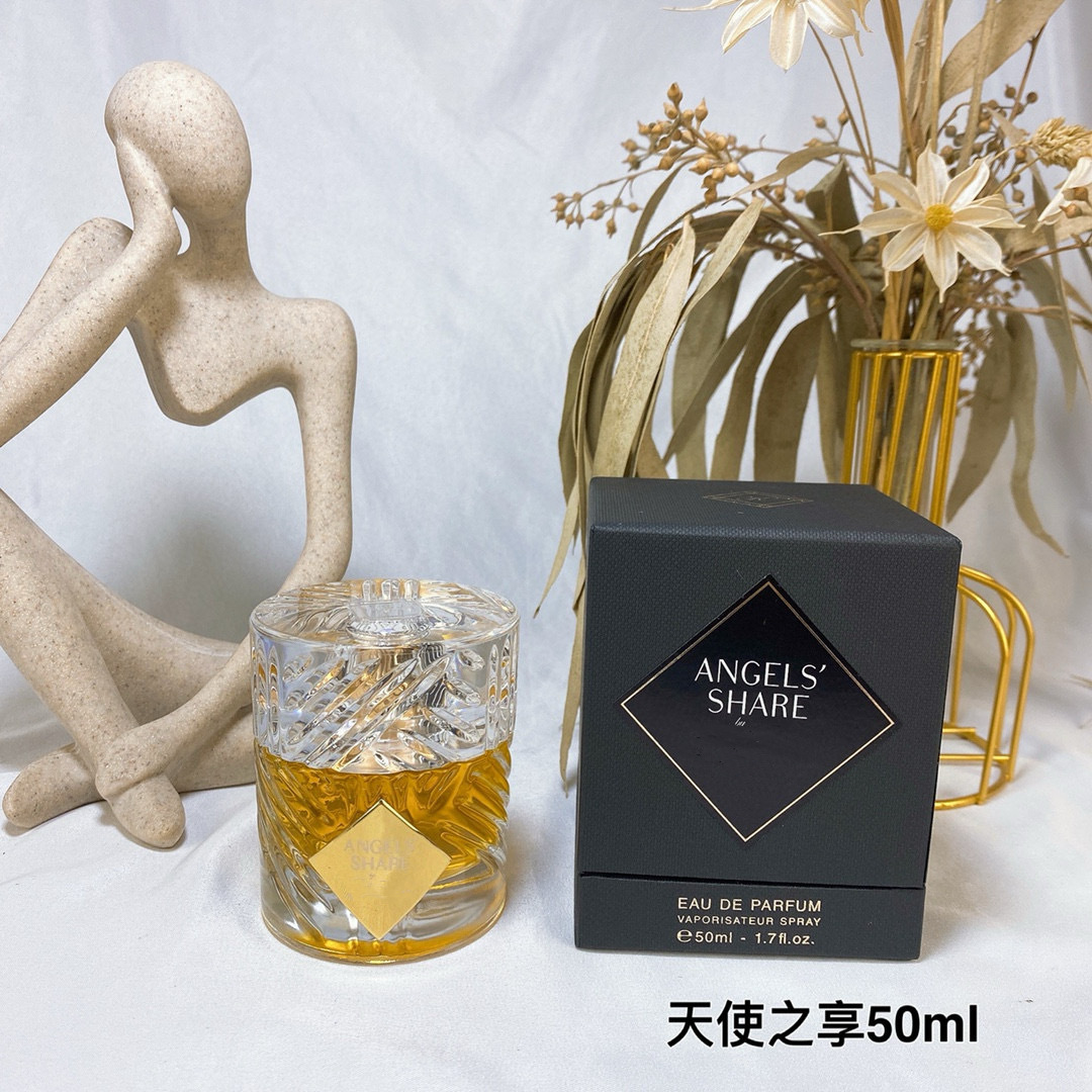 High quality perfume 7 pls add : 18030258501 if u need size guid