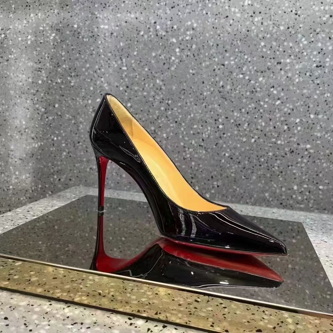 High quality red soled high heels, please add : 18030258501 if you need size guidance