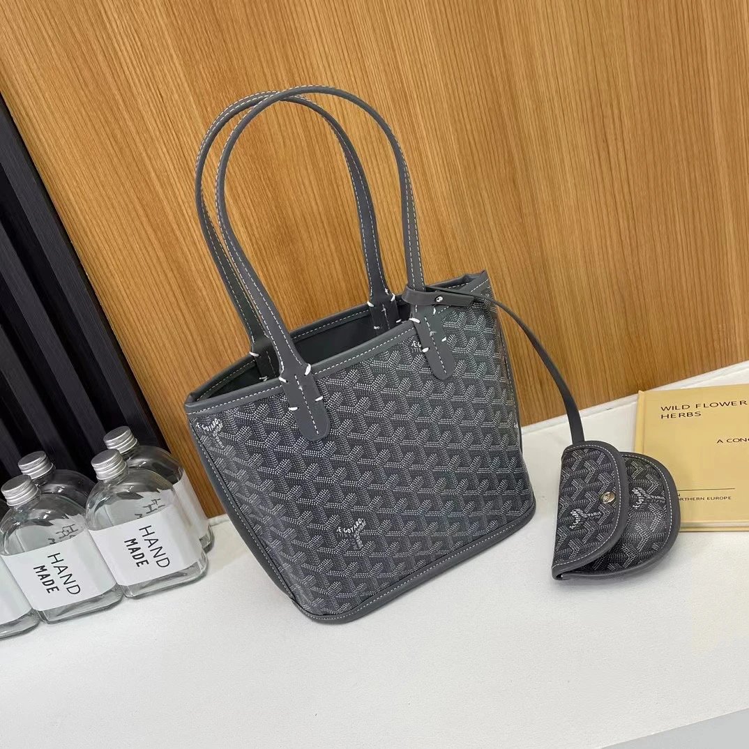 High quality bags (multiple styles)