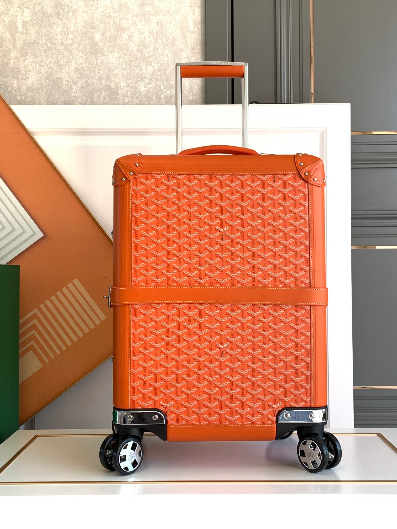 High quality retro style hand-held laptop case