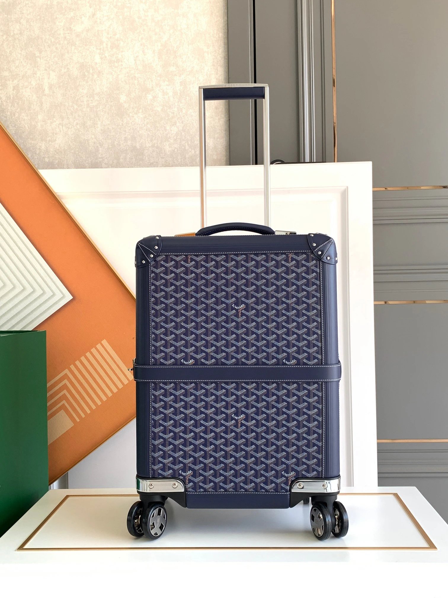 High quality retro style hand-held laptop case