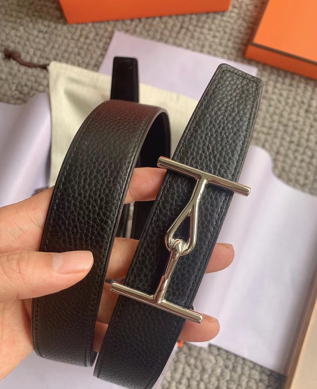 High quality, simple and refined women's waist belt 3 pcs add : 18859952090 if you need size guide