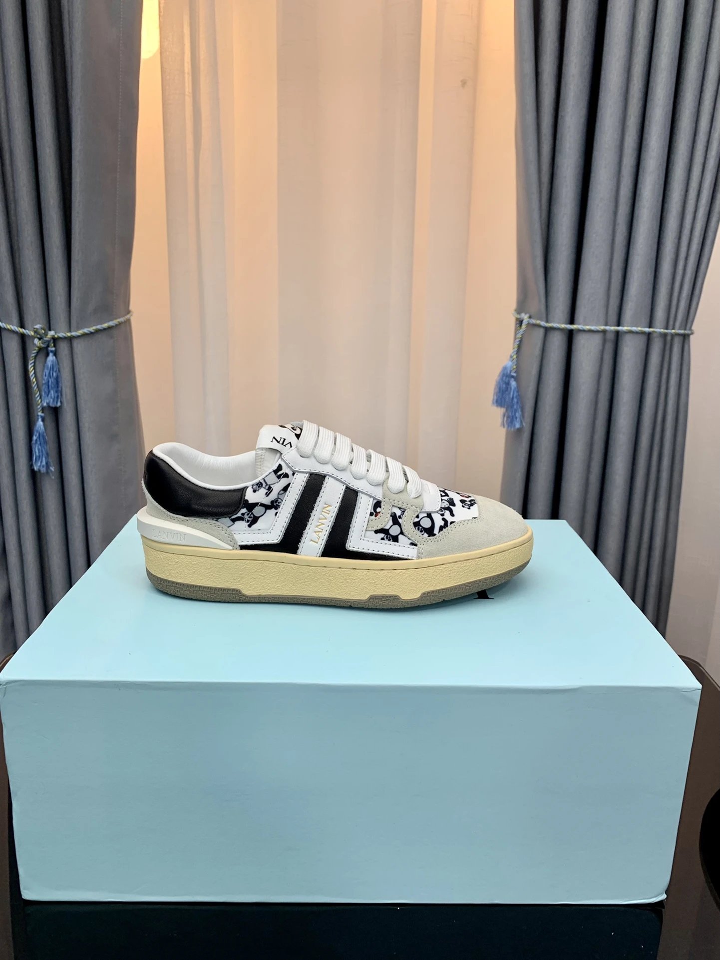 Freps - High Quality Shoes 001