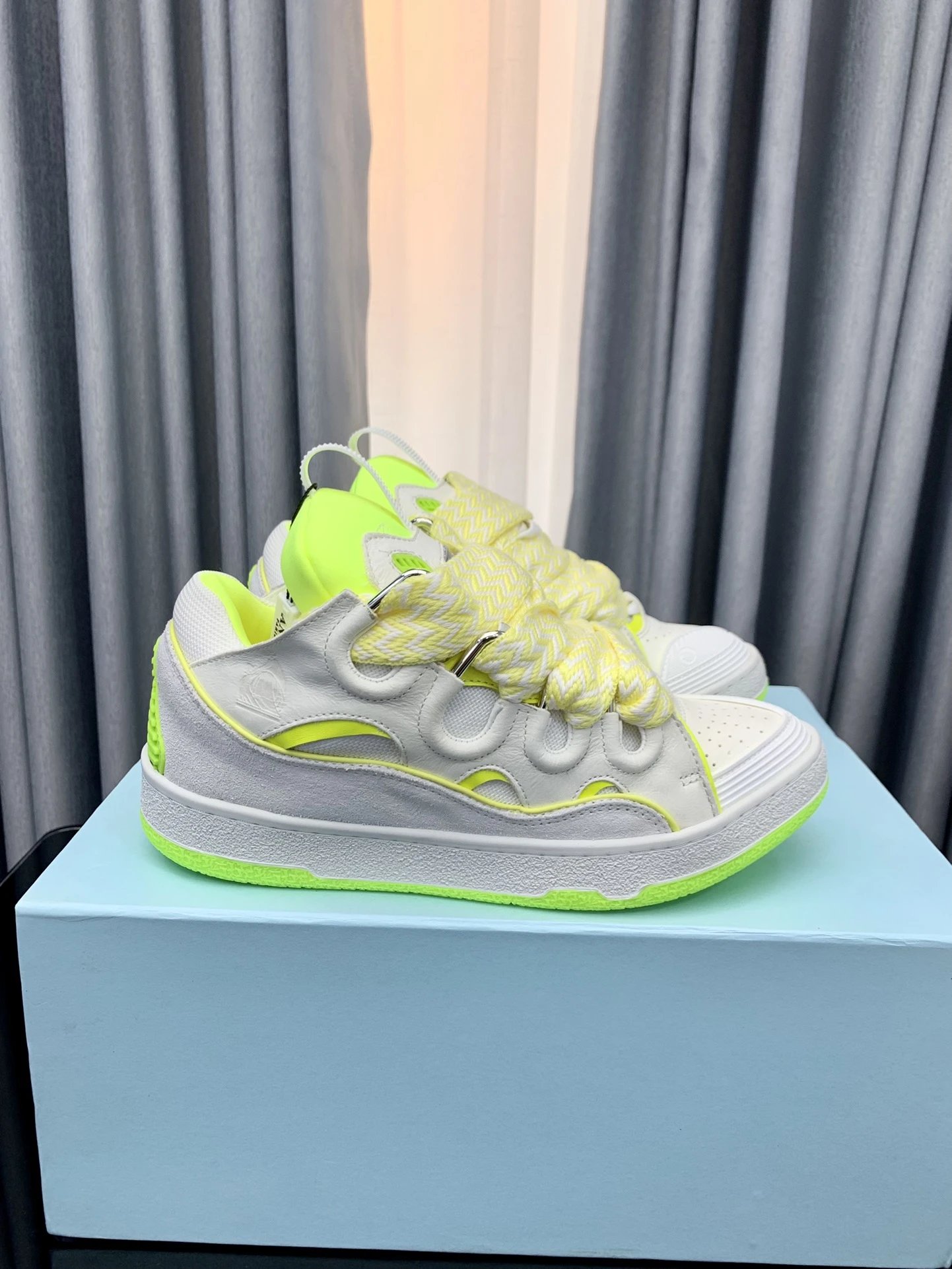 High quality shoes 027