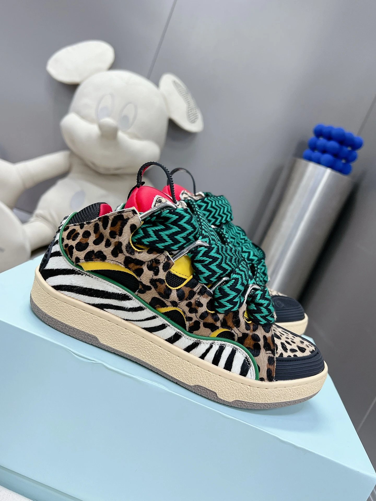 High quality shoes 028