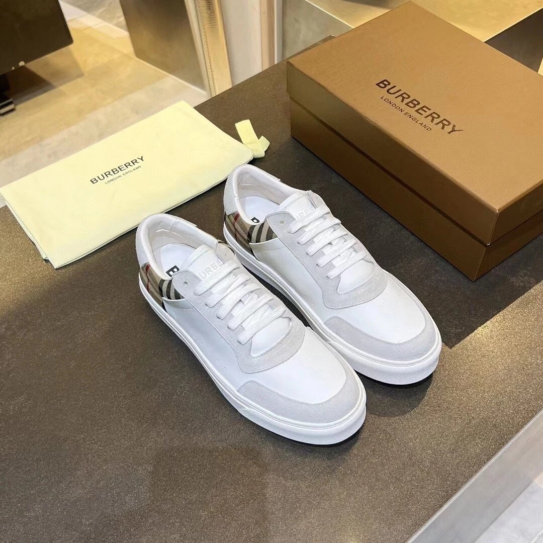 Sports and leisure shoes 013