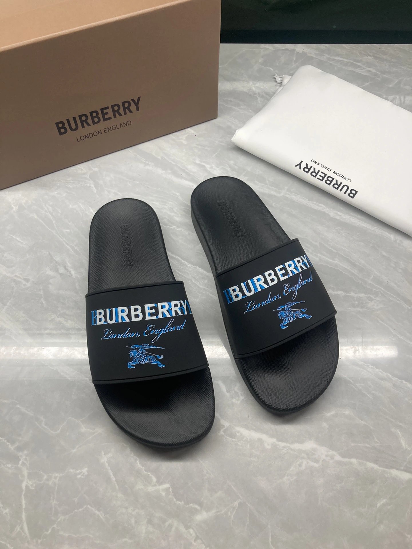 High quality casual slippers