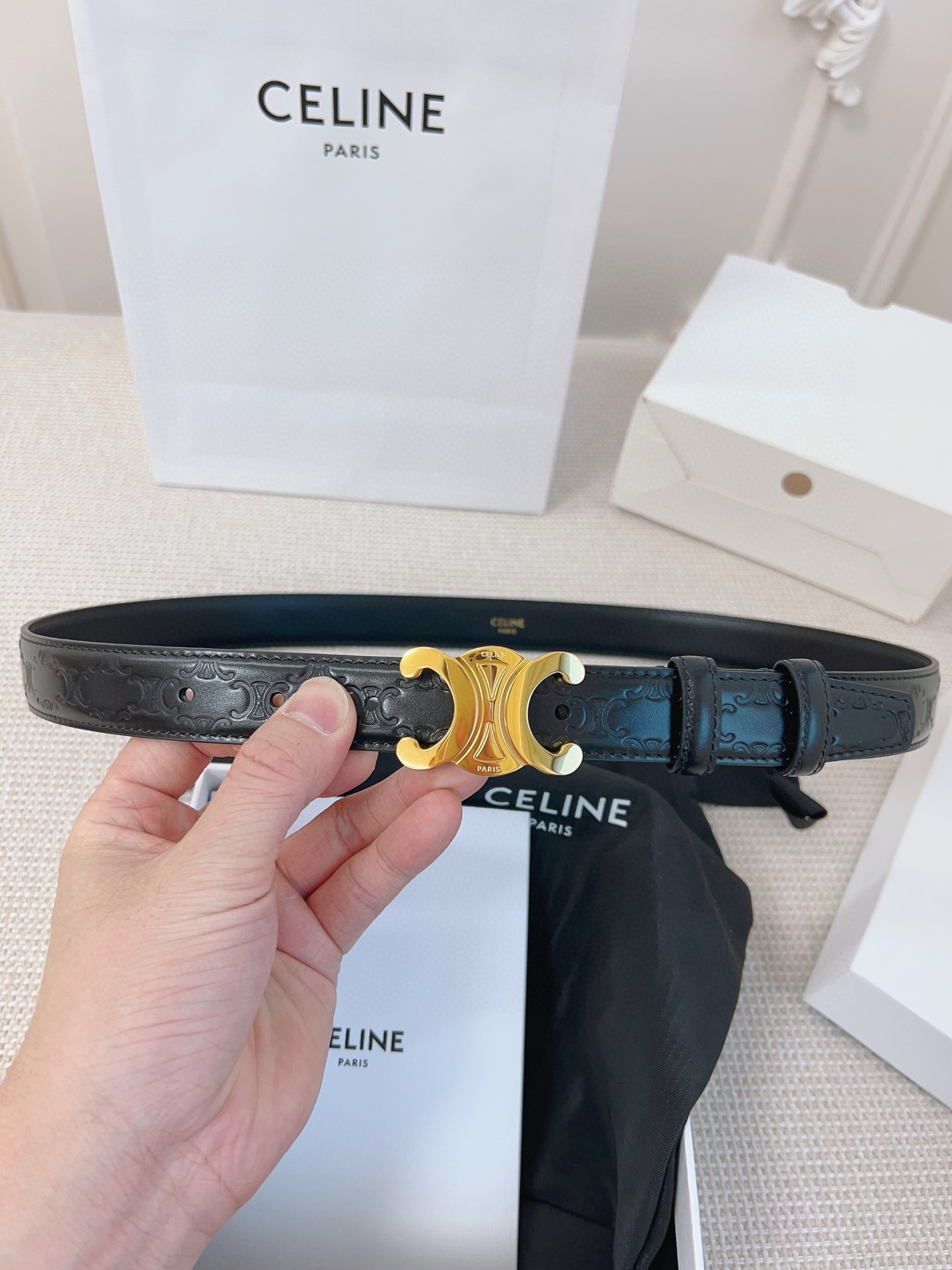 High quality, simple and refined women's waist belt 2 pcs add : 18030258501 if you need size guide