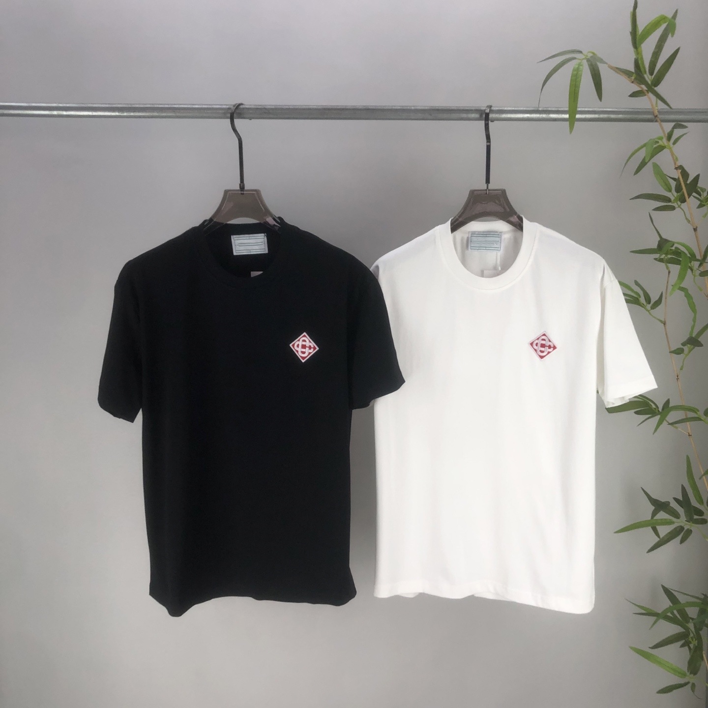High quality casual letter love printed short sleeved shirt 2 1:1 pls add : 18030258501 if you need size guide
