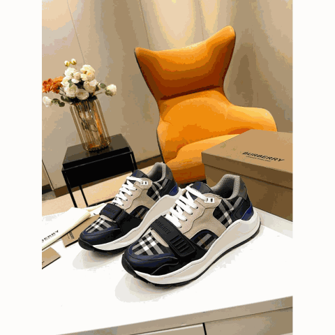 Sports and leisure shoes 012