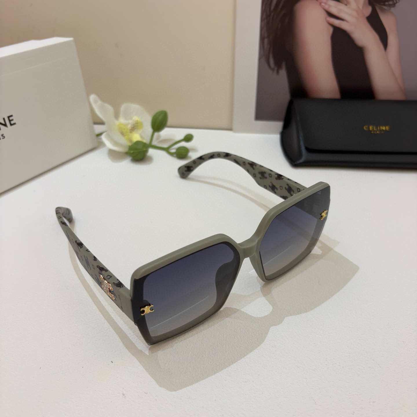 High quality thick framed gold label sunglasses 5 pcs add : 18859952090 if you need size guide