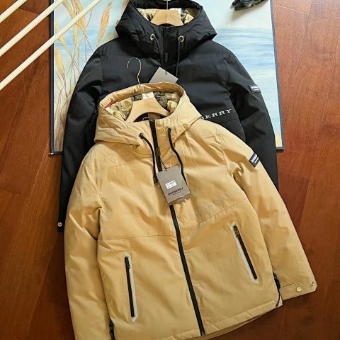 High quality checkered hooded down jacket
