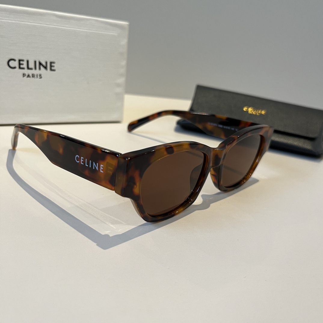 High quality thick framed gold label sunglasses 5 pcs add : 18859952090 if you need size guide