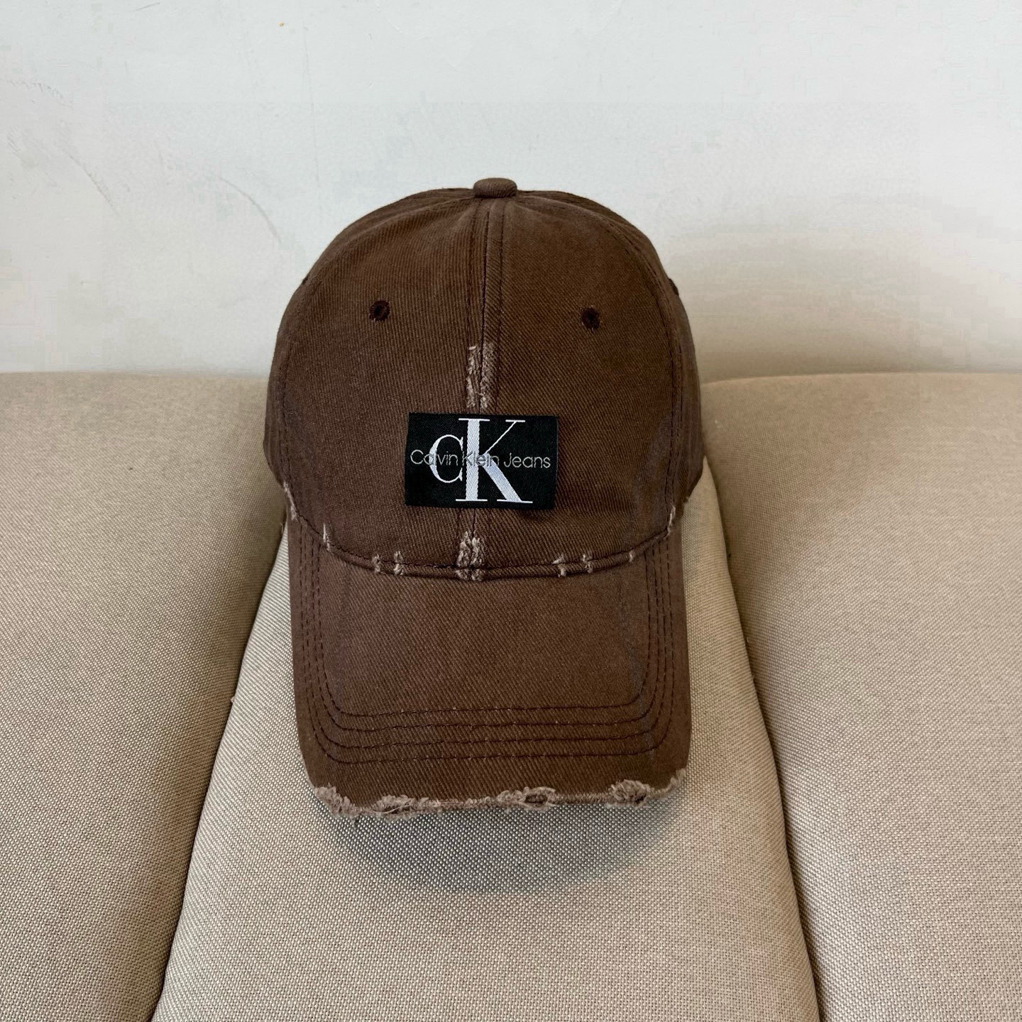 High quality sunshade fashionable baseball cap pls add : 18030258501 if you need size guide