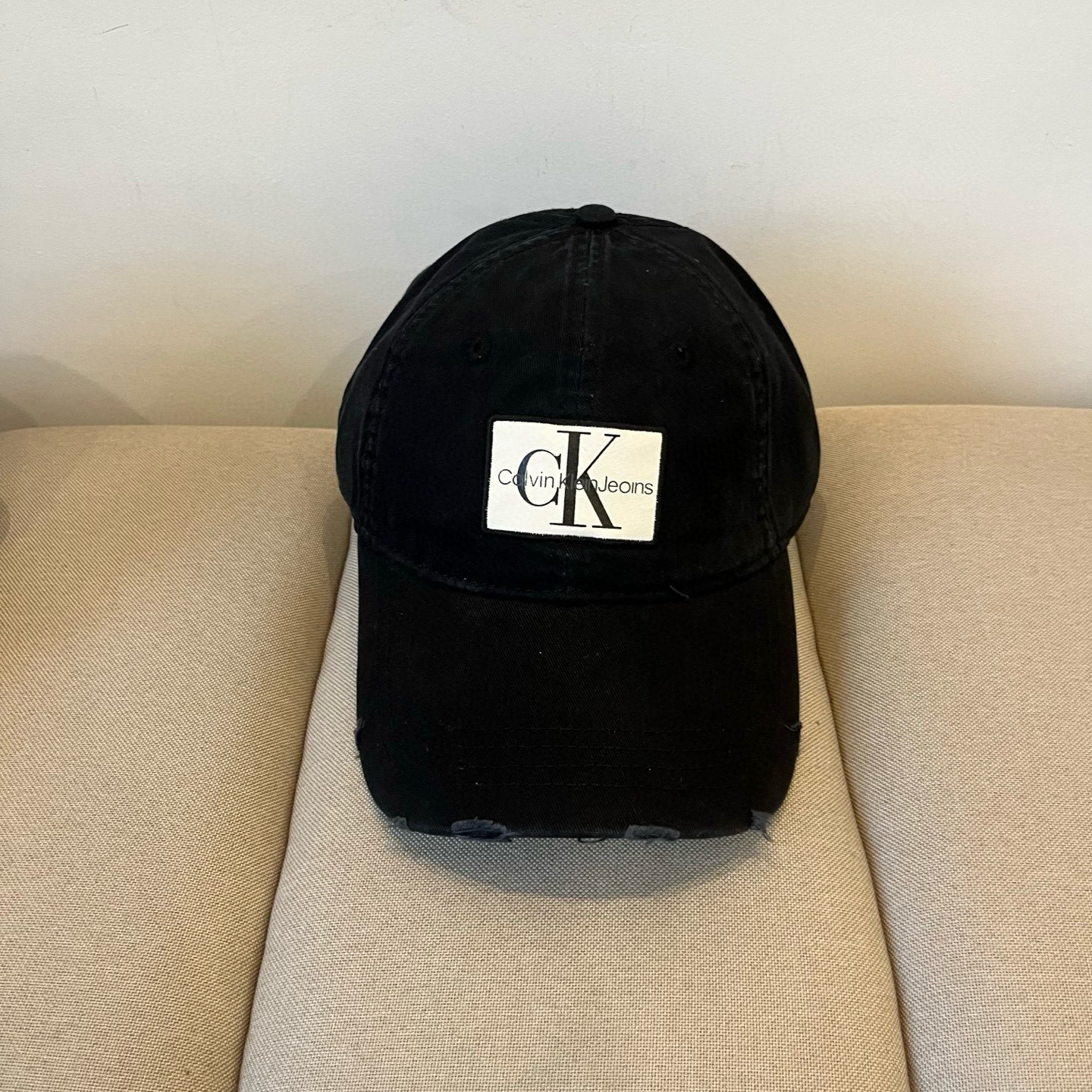 High quality sunshade fashionable baseball cap pls add : 18030258501 if you need size guide