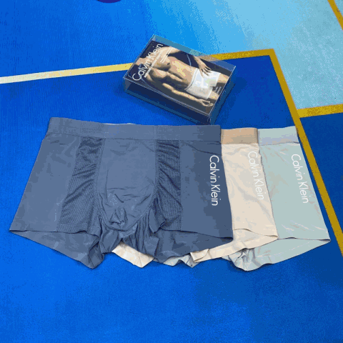 High quality men's underwear, box of three, color options available 02