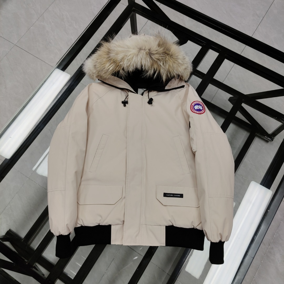Winter zipper hooded down jacket