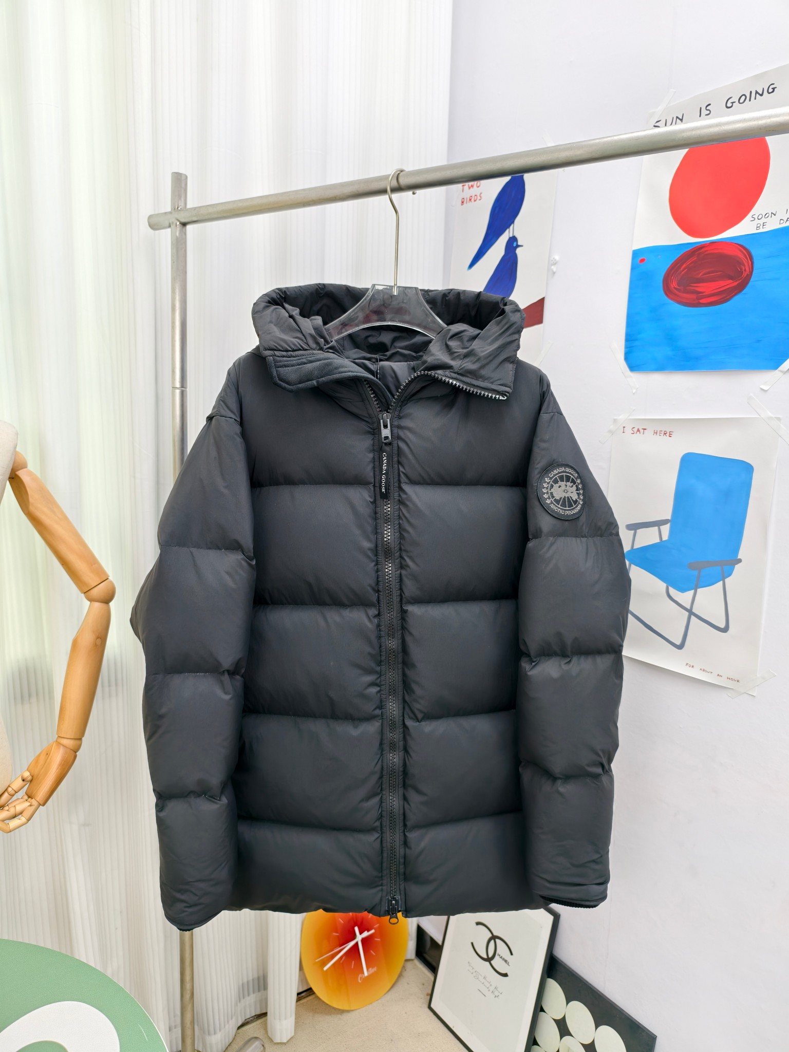 Winter hooded zipper down jacket