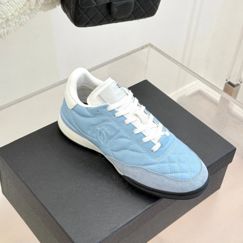 High quality Xiaoxiang sheepskin German training shoes, please add : 18030258501 if you need size guidance