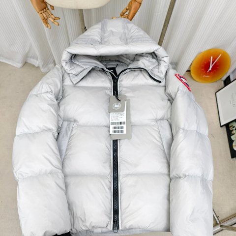 Winter casual glossy down jacket