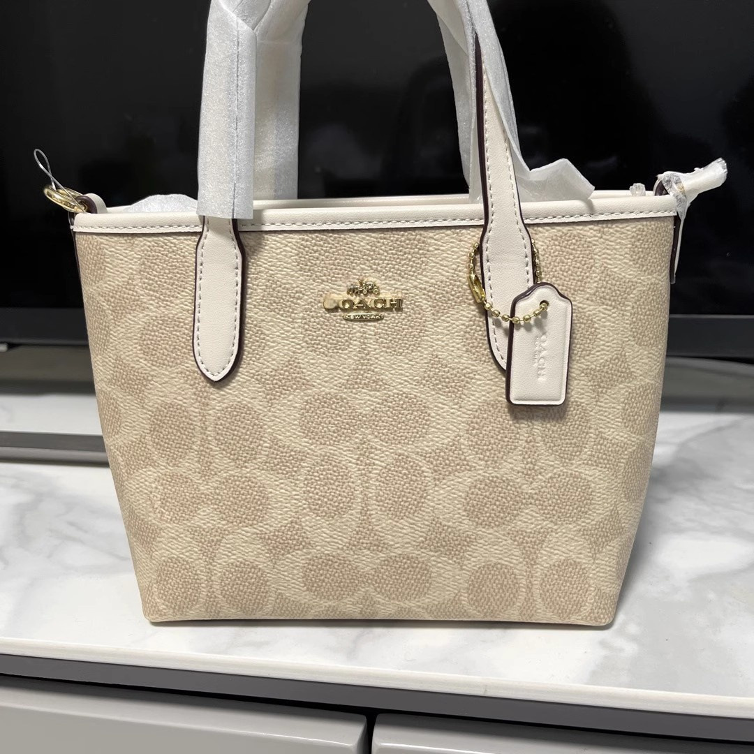 High quality mini crossbody bag+: 18030258501 if you need size guide