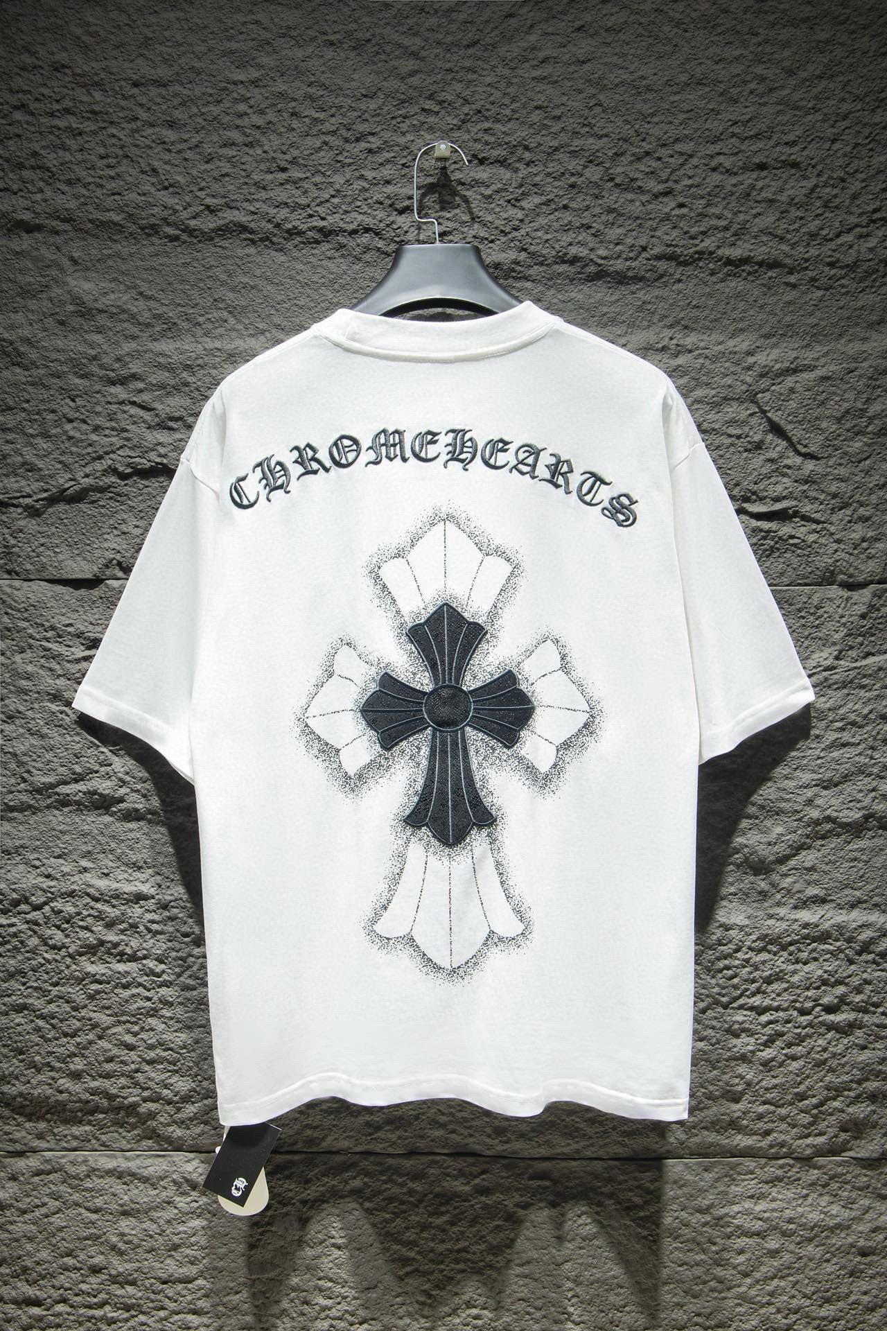 High quality cross print embroidered short sleeved shirt 2 1:1 pls add : 18030258501 if you need size guide