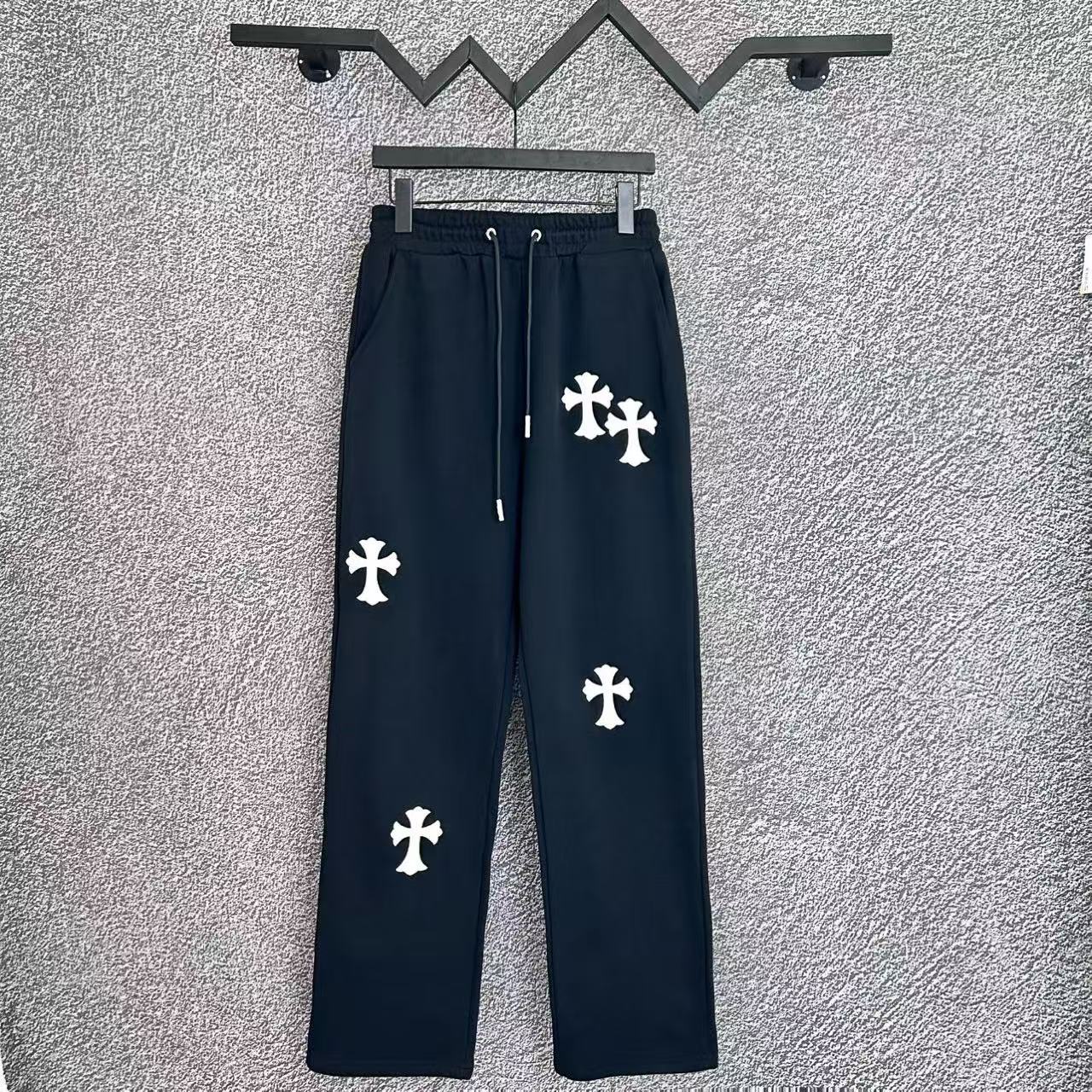 High quality cross sports pants 1:1 pls add : 18030258501 if you need size guide