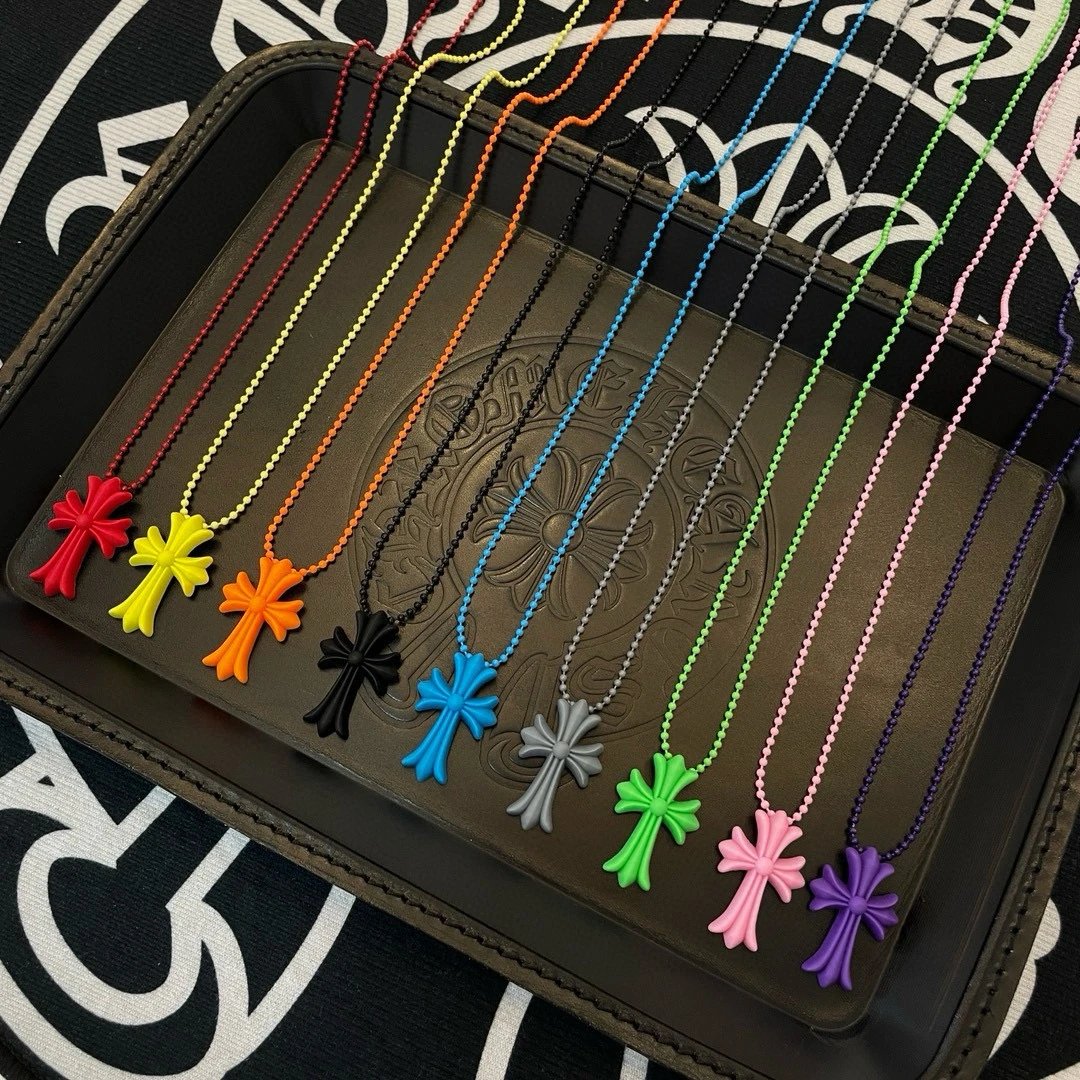 High quality cross light and playful necklace