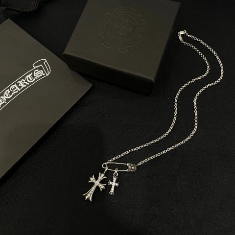 High quality retro high-end cross necklace