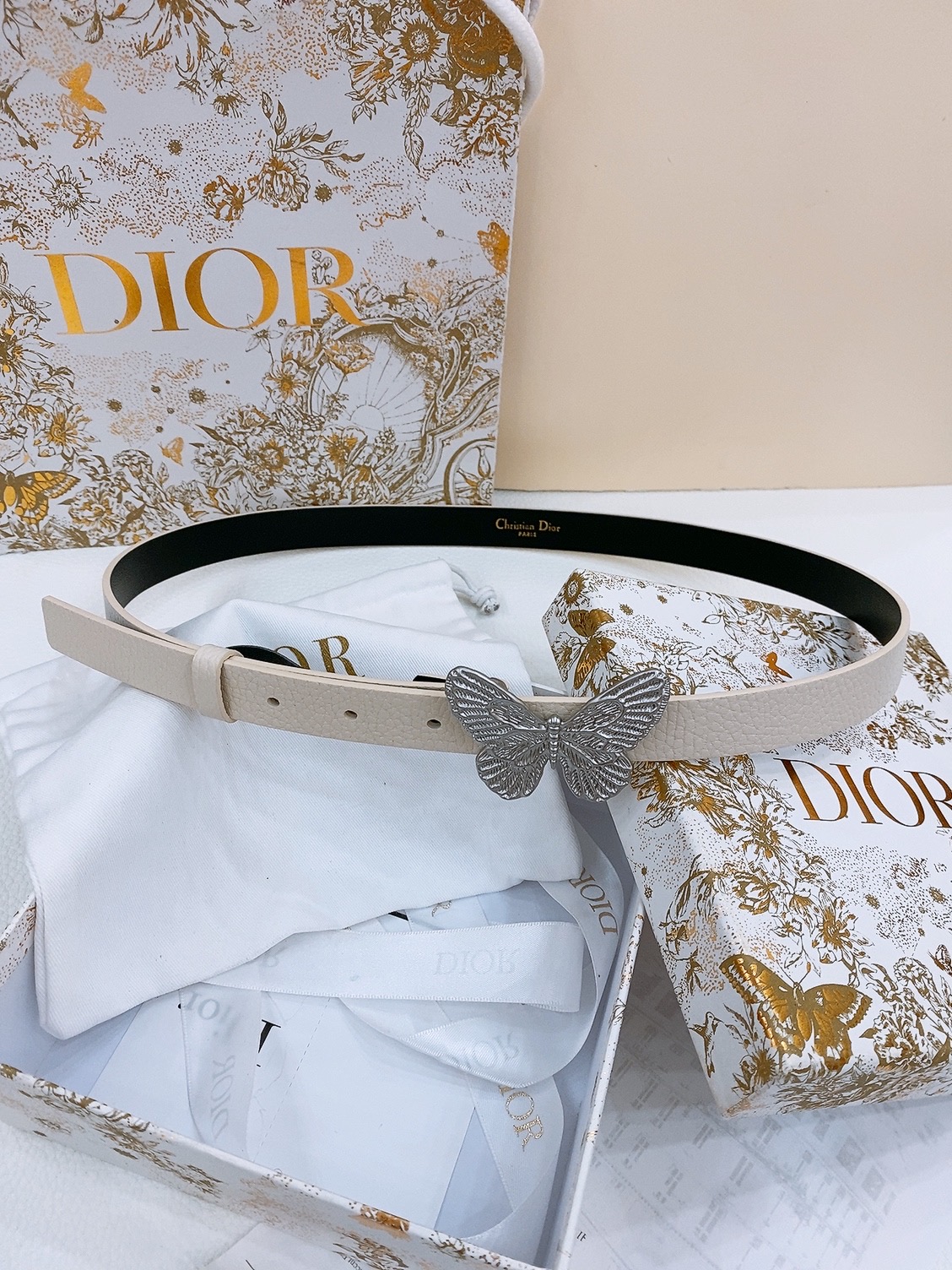 High quality, simple and refined women's waist belt 1 pls add : 18030258501 if you need size guide