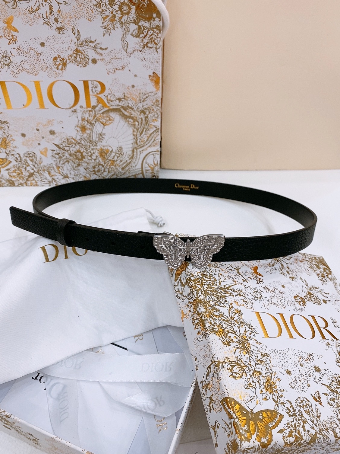 High quality, simple and refined women's waist belt 1 pls add : 18030258501 if you need size guide