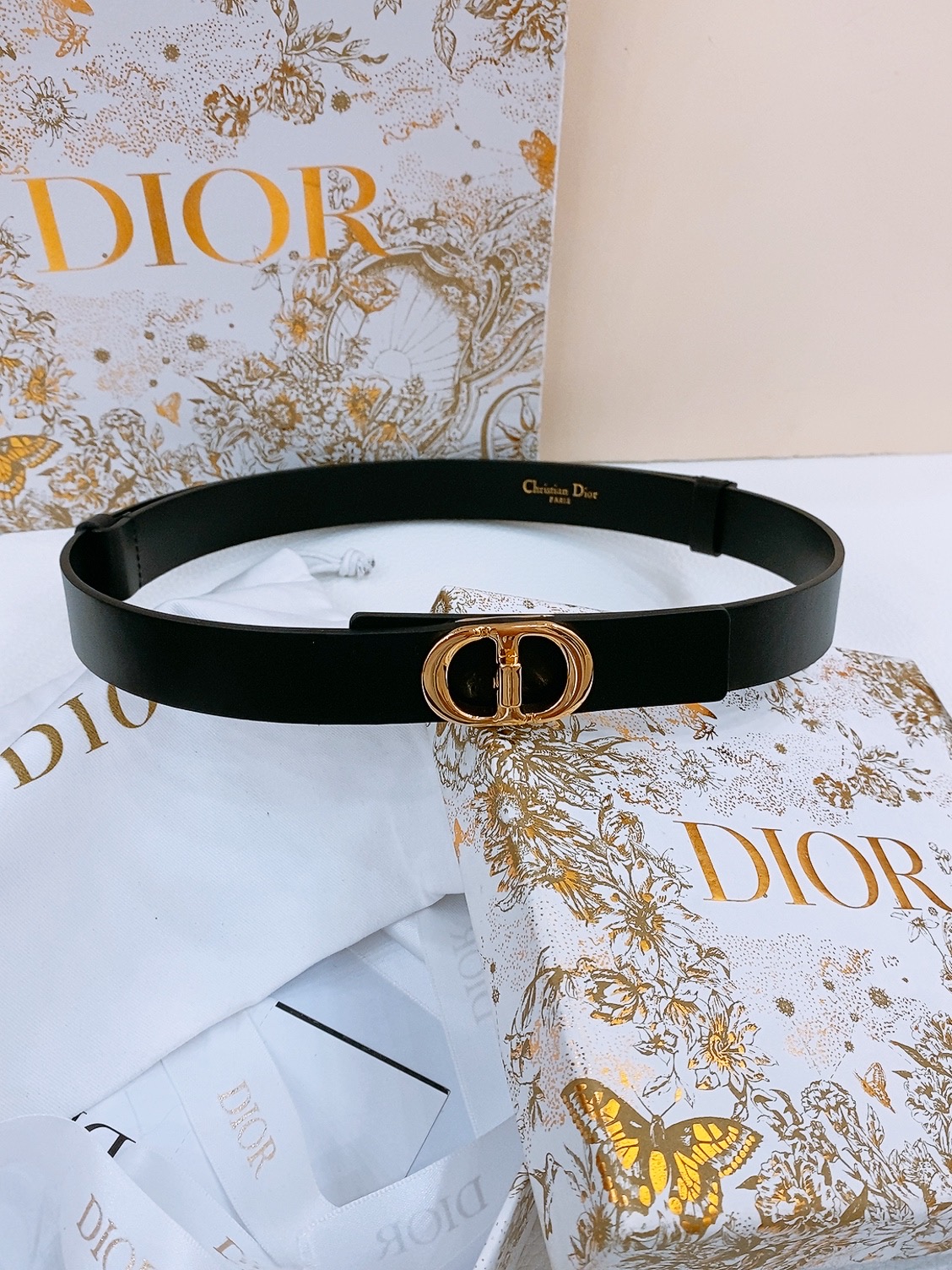 High quality, simple and refined women's waist belt 1 pls add : 18030258501 if you need size guide