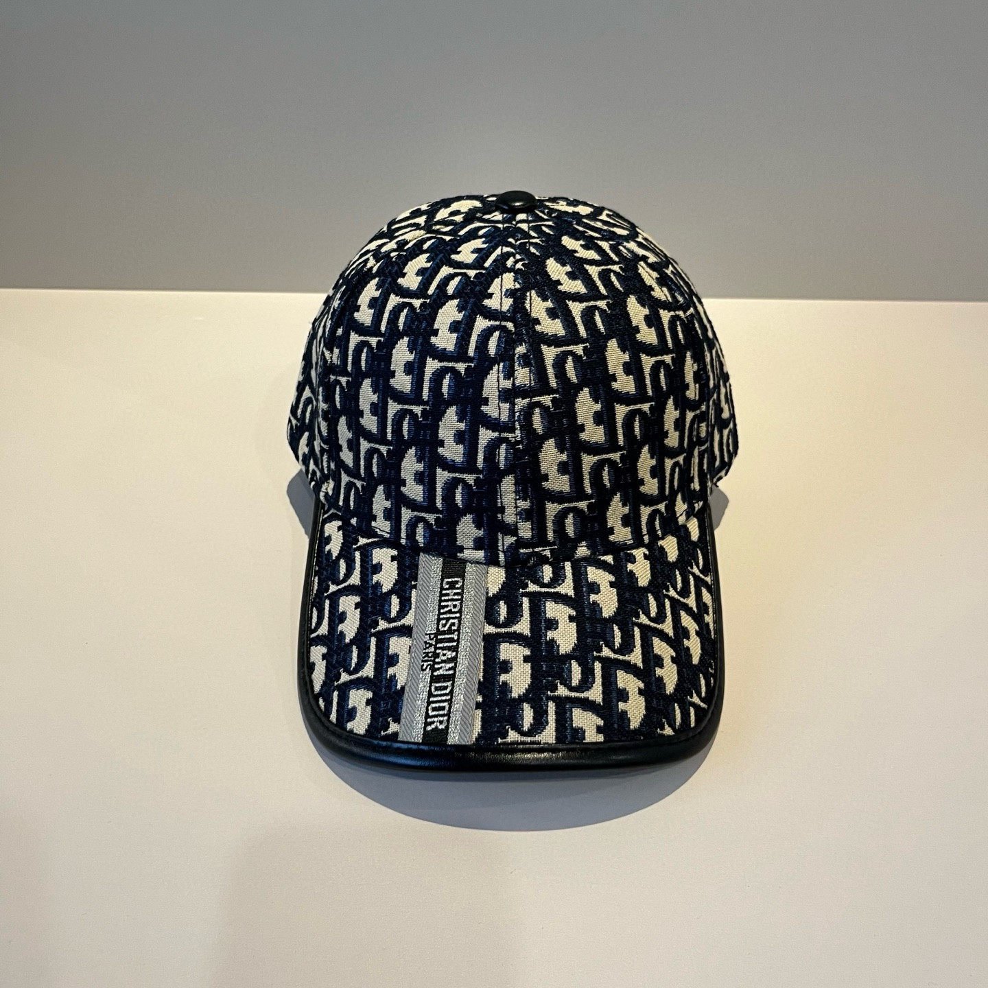 High quality versatile baseball cap duck tongue cap 2 pcs add : 18030258501 if you need size guide