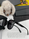 High quality thick framed gold label sunglasses 3 pcs add : 18859952090 if you need size guide