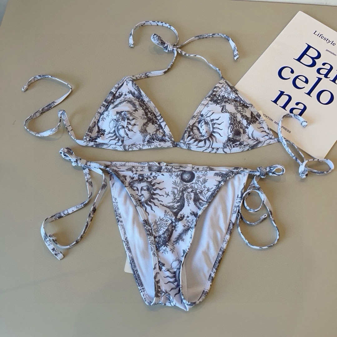 High quality classic bikini set pls add : 18030258501 if you need size guide