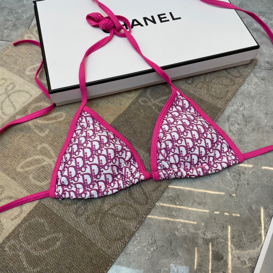 High quality classic bikini set pls add : 18030258501 if you need size guide