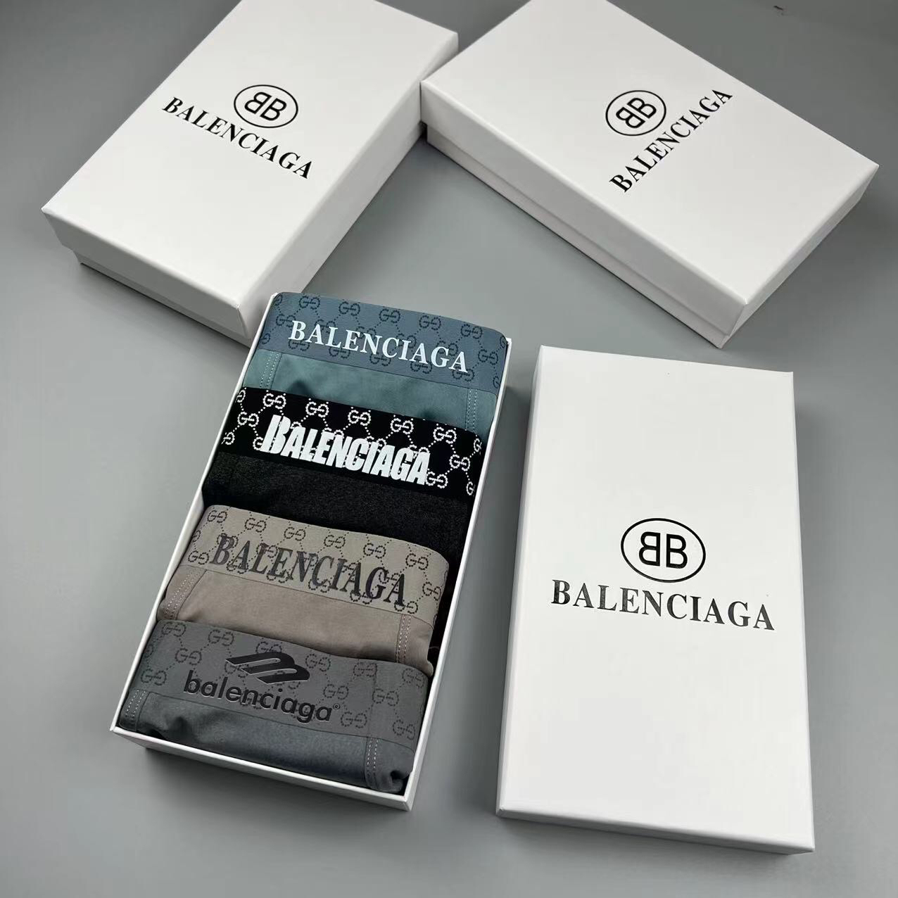 High quality men's underwear in a box of three, with a color selection of 14