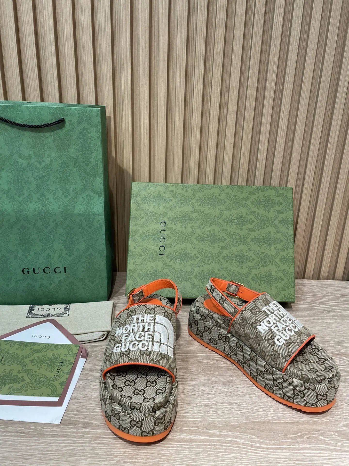 Freps - High quality slippers 002
