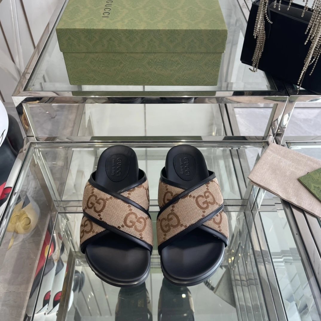 Freps - High quality slippers 005