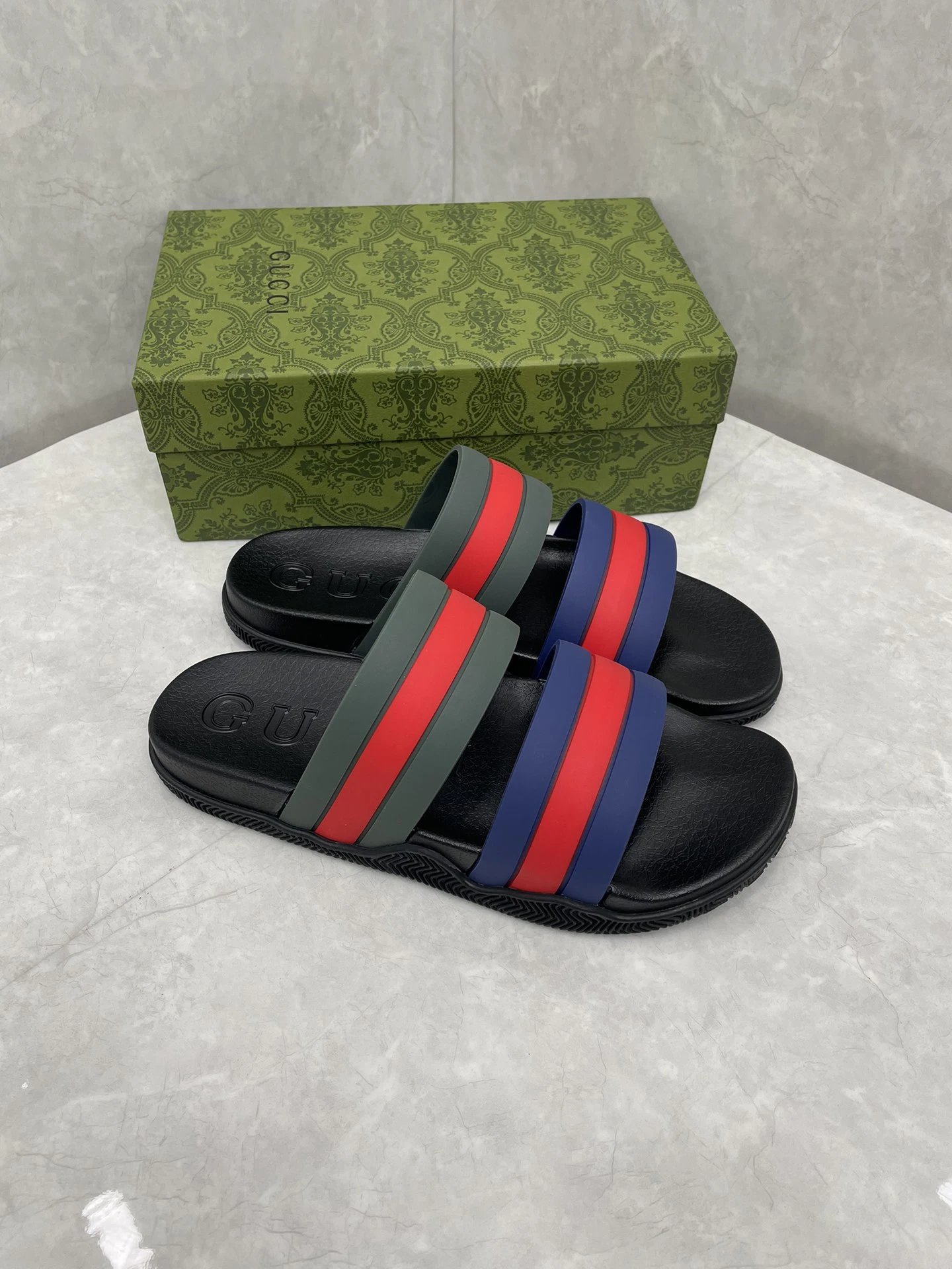 Freps - High quality slippers 004