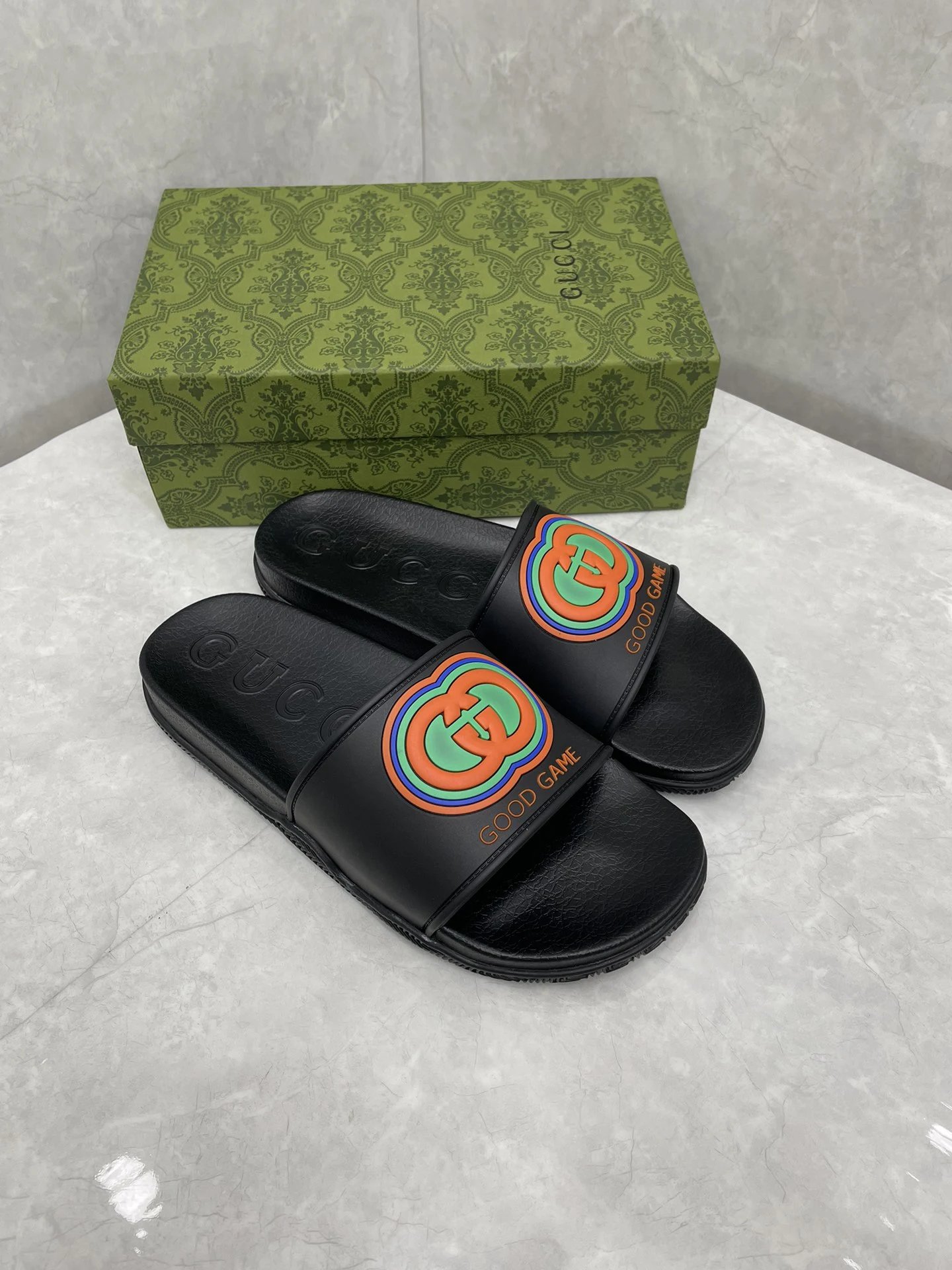 Freps - High quality slippers 004