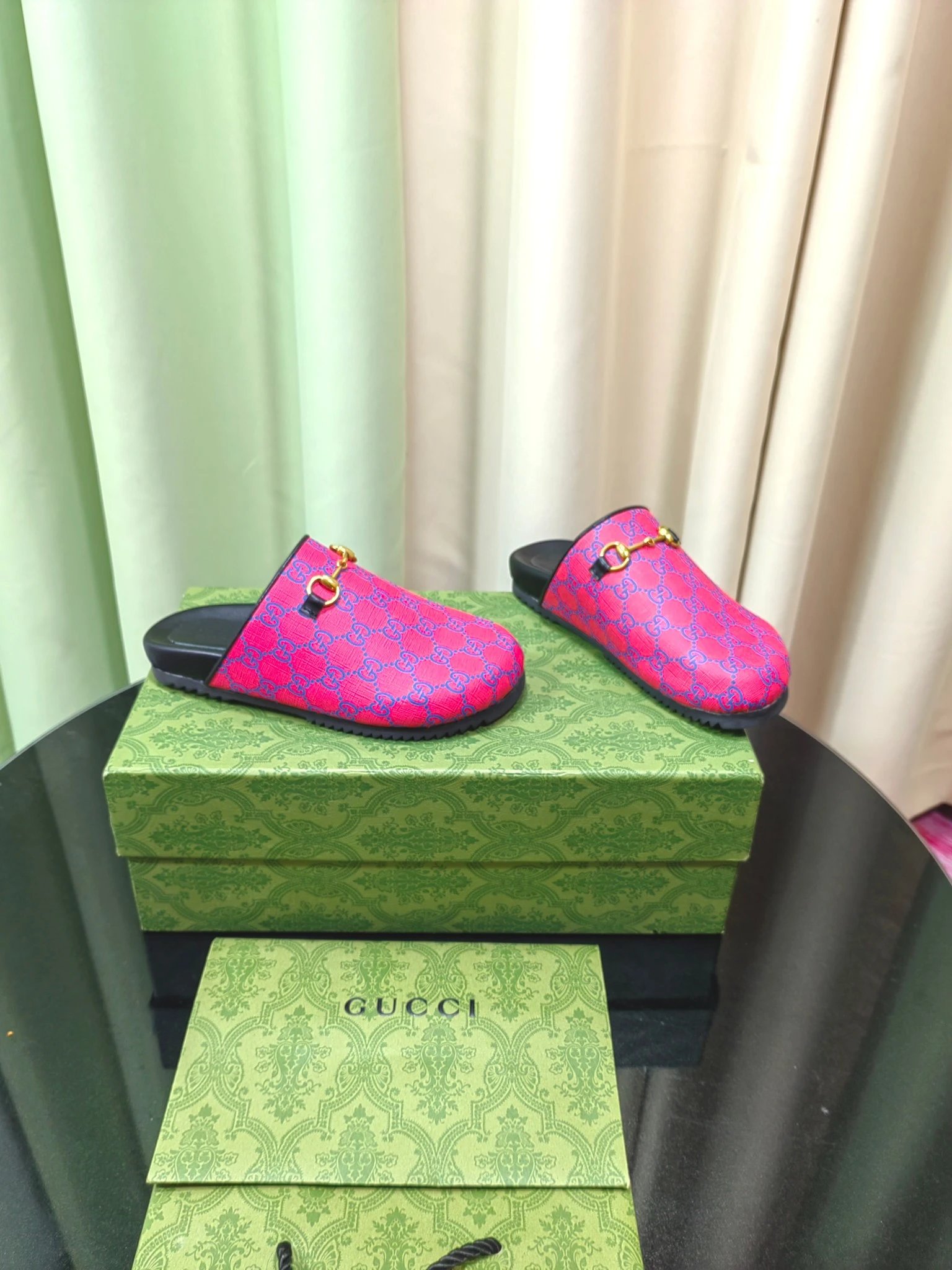 High quality slippers 024